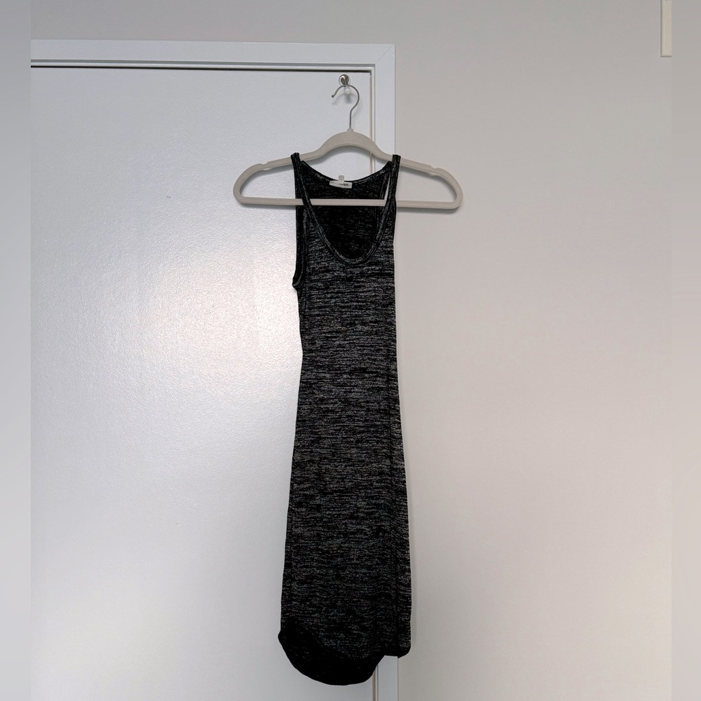 Aritzia Wilfred Free XXS Marled Grey and Black knit dress with cut open back